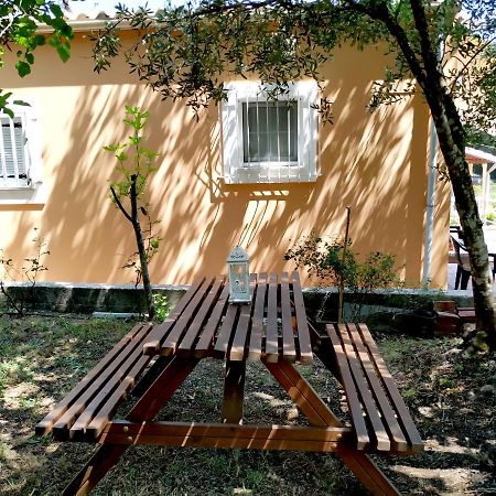 Family Holiday Apartment With Garden & Bbq Velonádes Extérieur photo