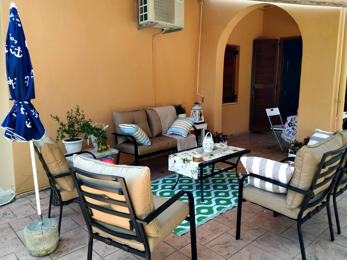Family Holiday Apartment With Garden & Bbq Velonádes Extérieur photo