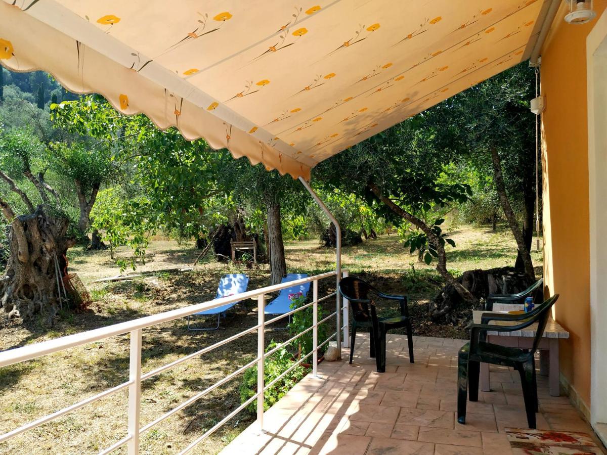 Family Holiday Apartment With Garden & Bbq Velonádes Extérieur photo