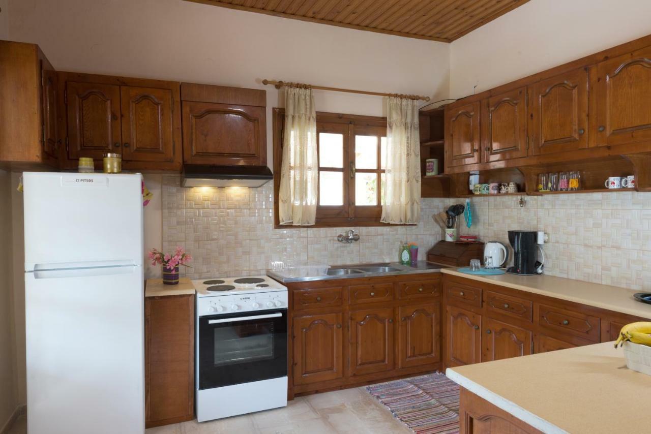 Family Holiday Apartment With Garden & Bbq Velonádes Extérieur photo
