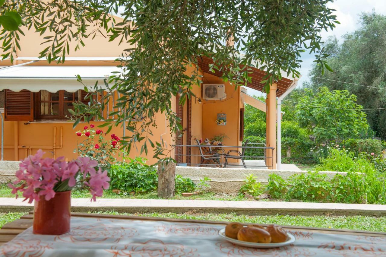 Family Holiday Apartment With Garden & Bbq Velonádes Extérieur photo