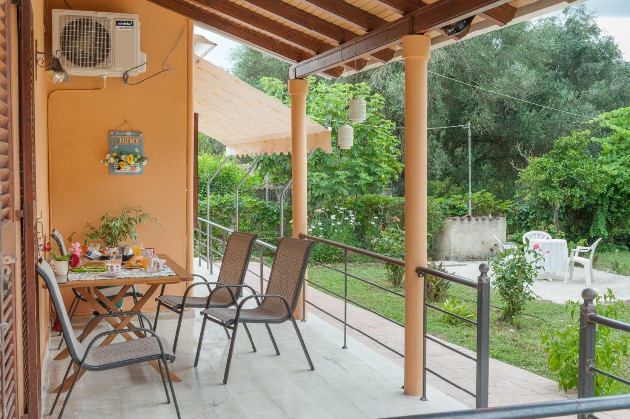 Family Holiday Apartment With Garden & Bbq Velonádes Extérieur photo