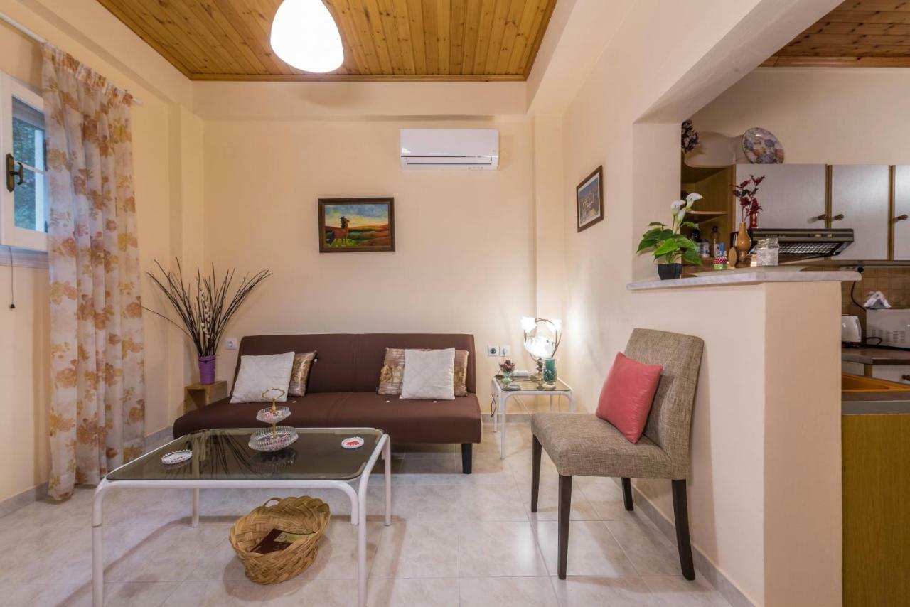 Family Holiday Apartment With Garden & Bbq Velonádes Extérieur photo